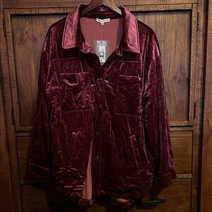 Luxurious Velvet Quilted Jacket in Plum